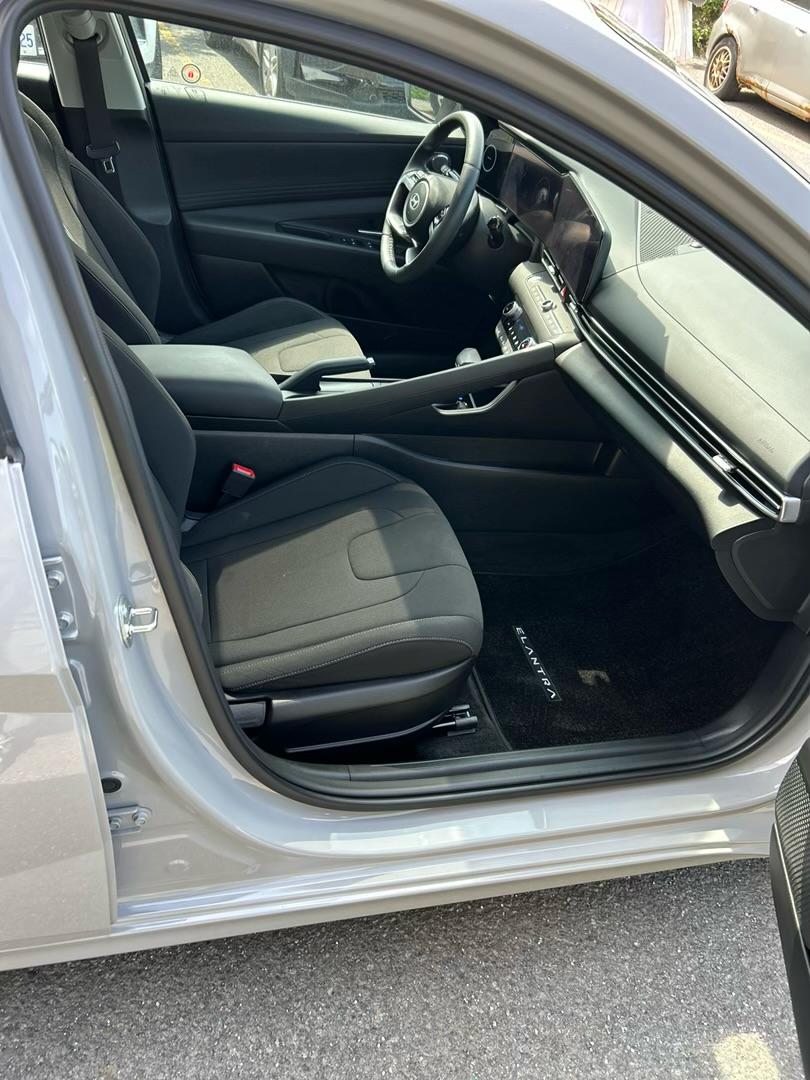 2024 Hyundai Elantra